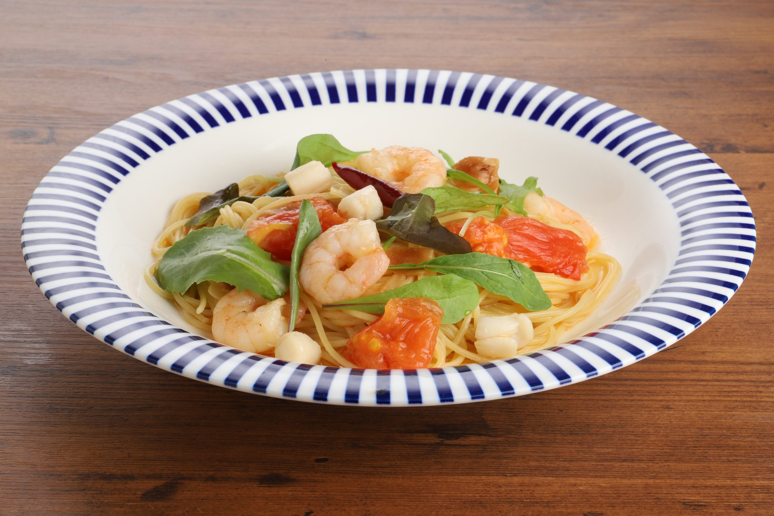 エビと小柱のフレッシュトマトペペロンチーノ